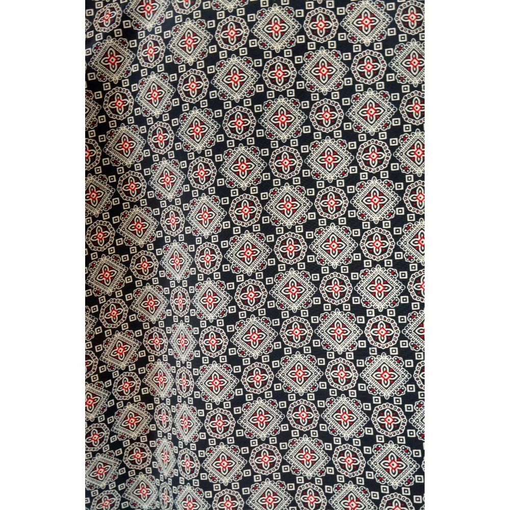 Geometric Blouse - Picture 2 of 5